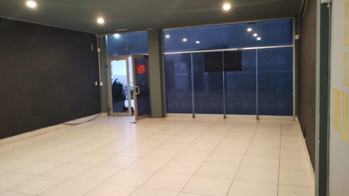 Local en RENTA de 85mts Imagen de la galería