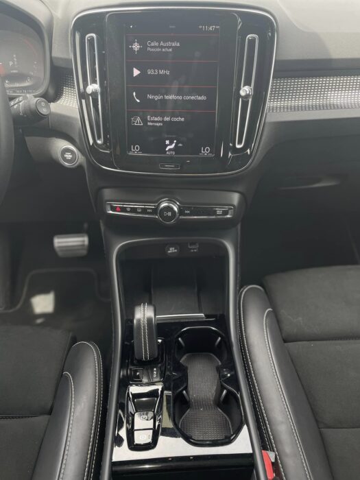 Volvo XC40 2022,