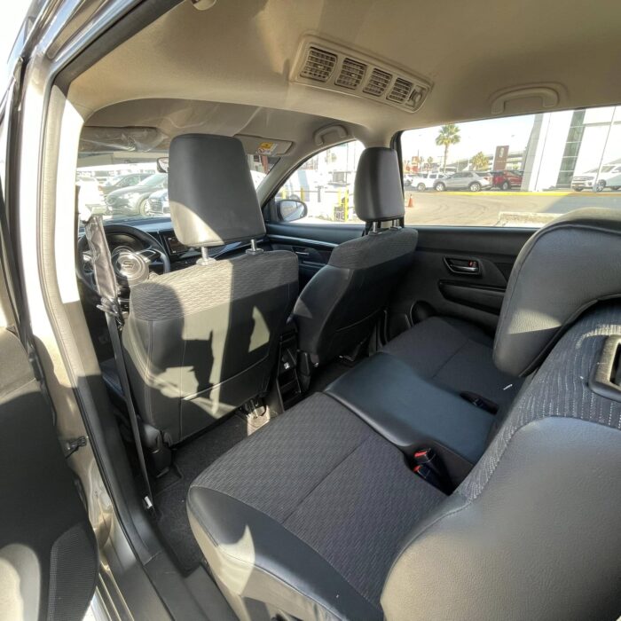 SUZUKI ERTIGA XL7 GLX 2022 Imagen de la galería