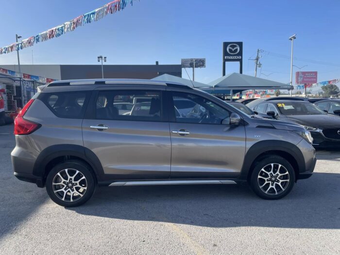 SUZUKI ERTIGA XL7 GLX 2022 Imagen de la galería