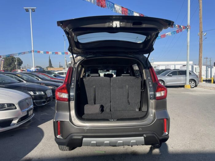 SUZUKI ERTIGA XL7 GLX 2022 Imagen de la galería