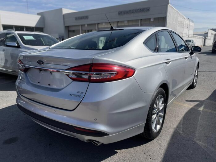Ford Fusion Hybrid 2017 Imagen de la galería
