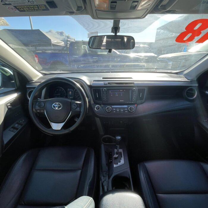 TOYOTA RAV4 XLE PLUS 2018 Imagen de la galería