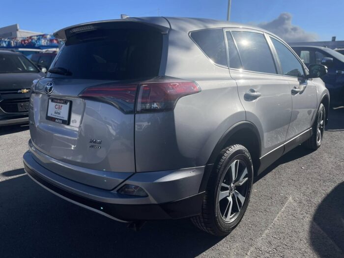 TOYOTA RAV4 XLE PLUS 2018 Imagen de la galería