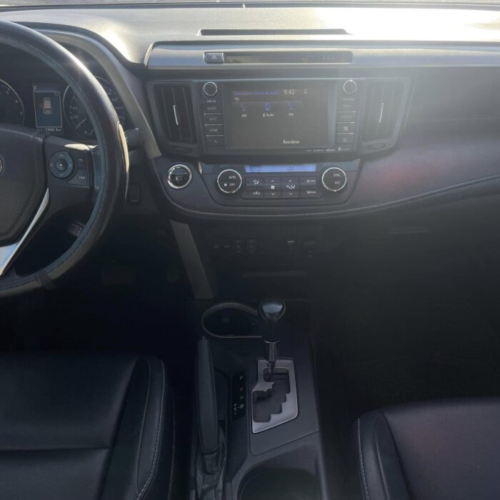 TOYOTA RAV4 XLE PLUS 2018 Imagen de la galería