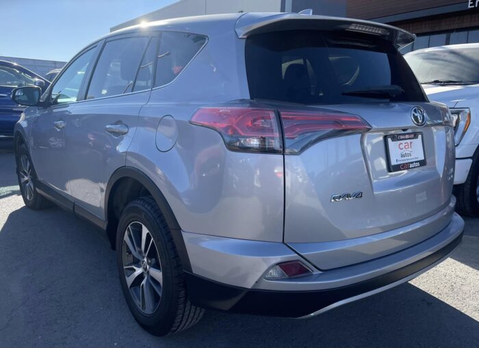 TOYOTA RAV4 XLE PLUS 2018 Imagen de la galería