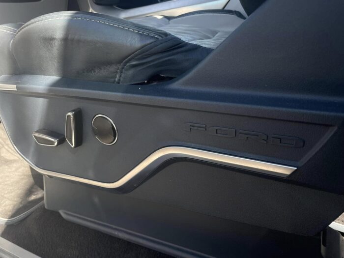 ¡FORD LOBO LIMITED HEV 2023! Imagen de la galería
