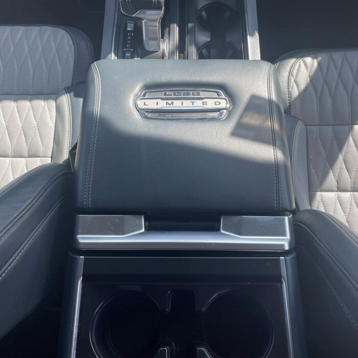 FORD LOBO LIMITED HEV 2022 Imagen de la galería