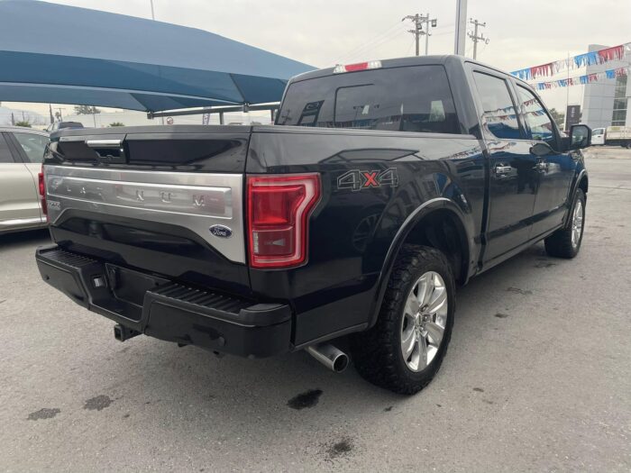 FORD LOBO PLATINUM 2017 Imagen de la galería
