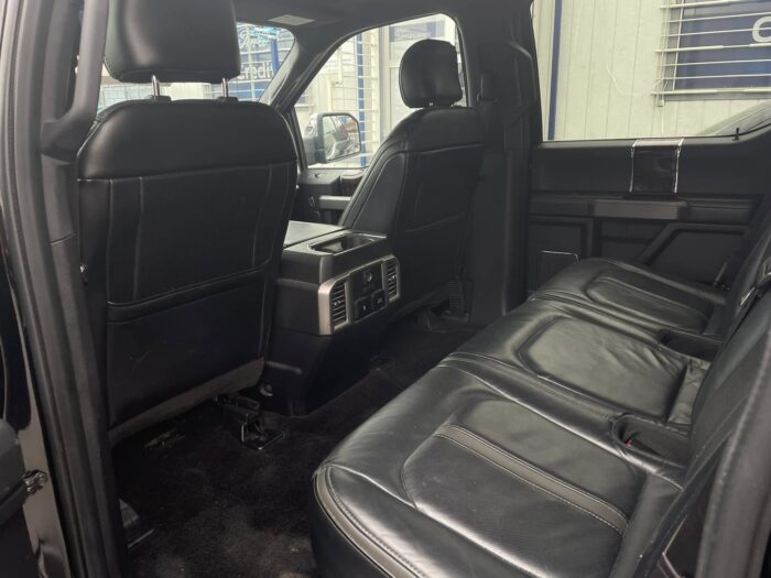 FORD LOBO PLATINUM 2017 Imagen de la galería