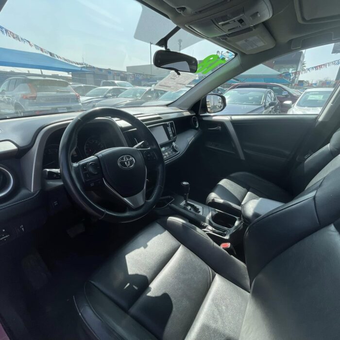 TOYOTA RAV4 XLE PLUS 2018 Imagen de la galería