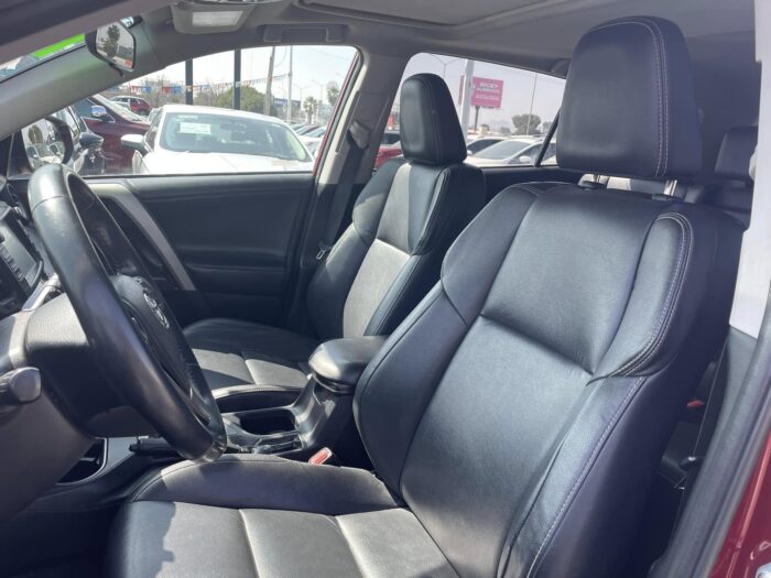 TOYOTA RAV4 XLE PLUS 2018 Imagen de la galería