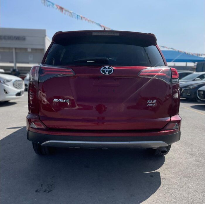 TOYOTA RAV4 XLE PLUS 2018 Imagen de la galería