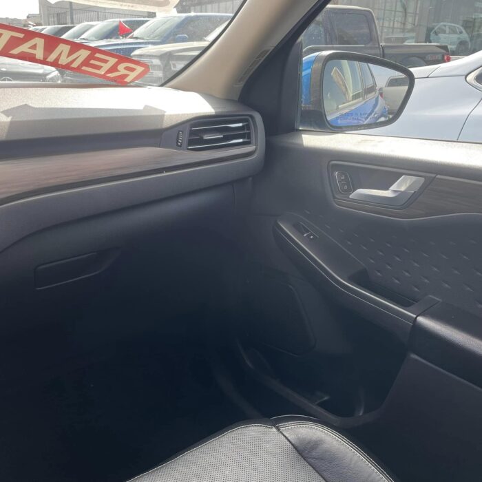 FORD ESCAPE TITANIUM 2020 Imagen de la galería