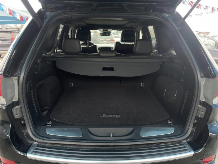 JEEP GRAND CHEROKEE SUMMIT 2019 Imagen de la galería