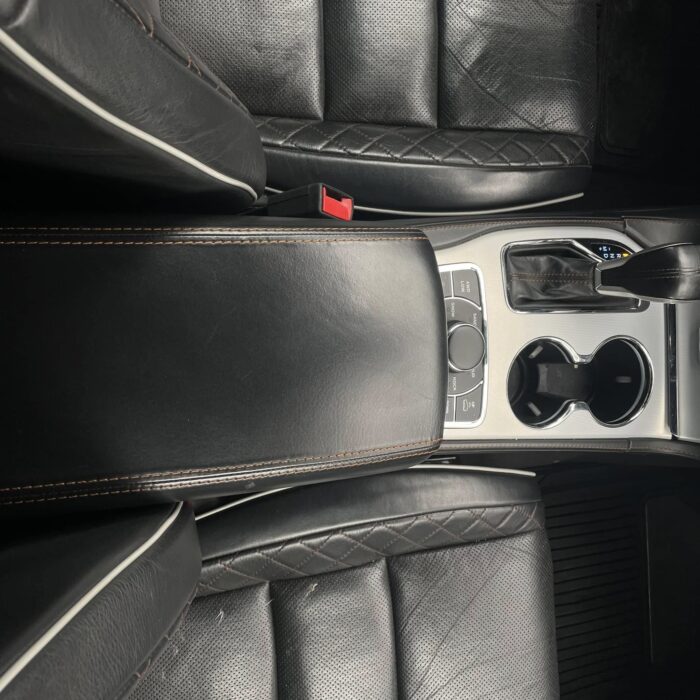 JEEP GRAND CHEROKEE SUMMIT 2019 Imagen de la galería