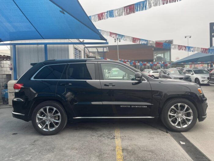 JEEP GRAND CHEROKEE SUMMIT 2019 Imagen de la galería