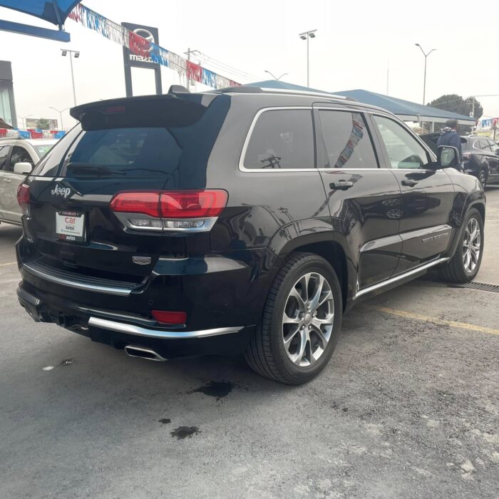 JEEP GRAND CHEROKEE SUMMIT 2019 Imagen de la galería
