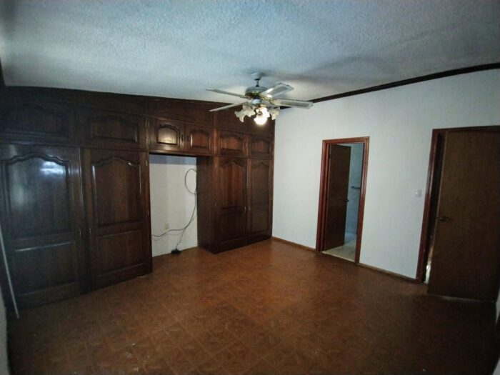Casa en VENTA en Col. Jardines del Lago. Imagen de la galería