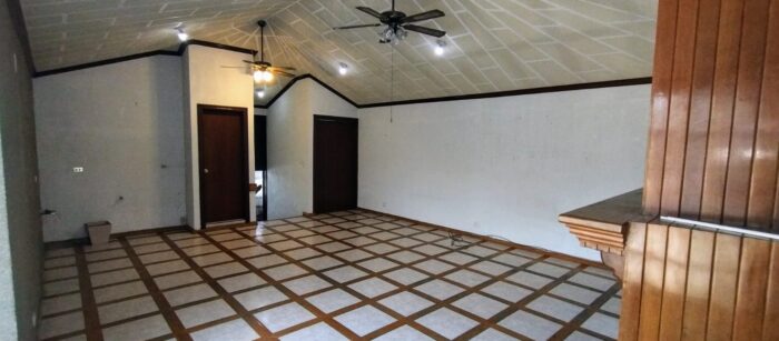 Casa en VENTA en Col. Jardines del Lago. Imagen de la galería