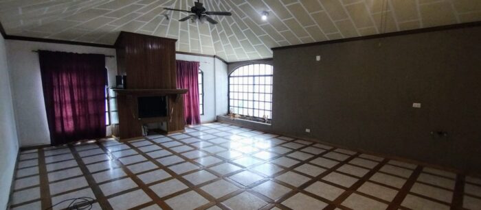 Casa en VENTA en Col. Jardines del Lago. Imagen de la galería