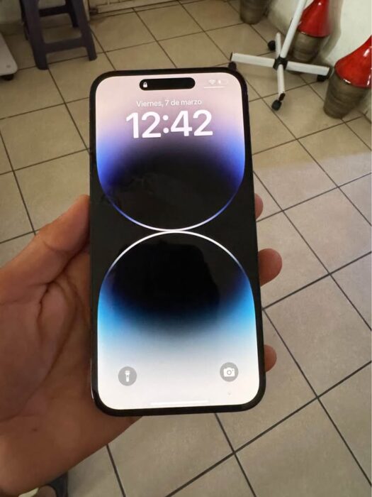 iPhone 14 Pro Max Batería al 86% 256GB liberado de fábrica cualquier chip. Imagen de la galería